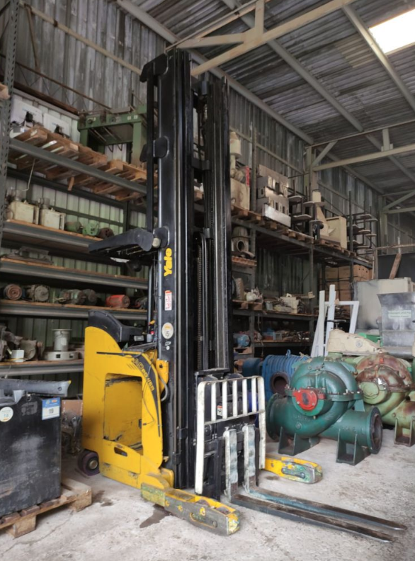 Empilhadeira Elétrica Pantográfica YALE NDR35