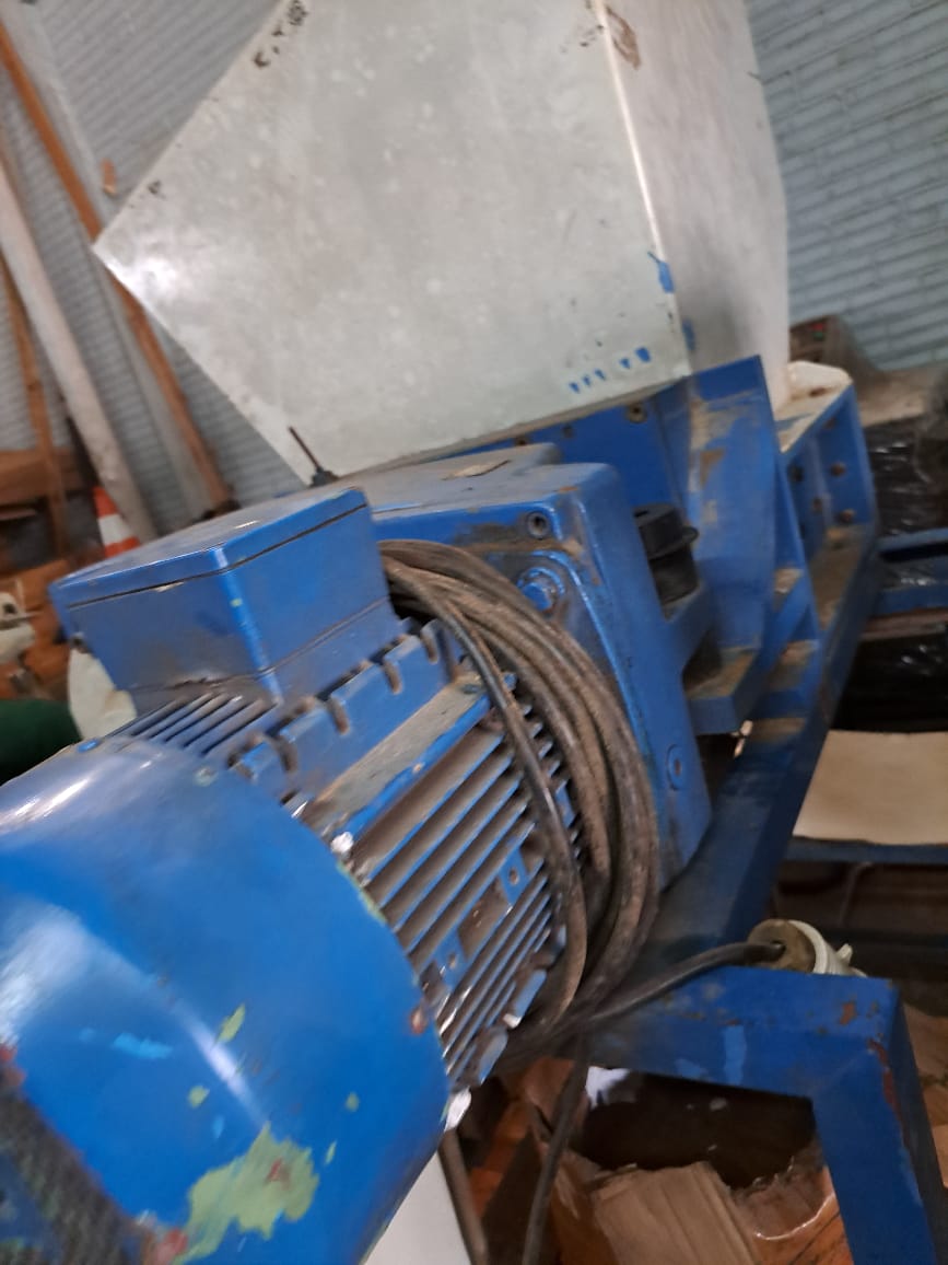 Triturador Schredder 530x 550m Motor 12,5cv